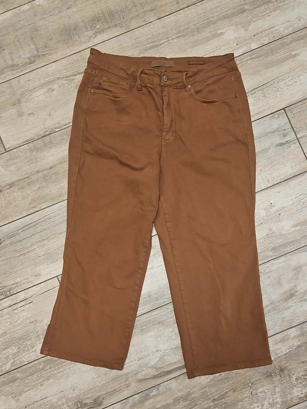 Judy Blue Cropped Jeans, 18W